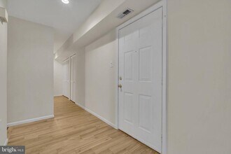 41 Summit Ct in Evesham, NJ - Building Photo - Building Photo