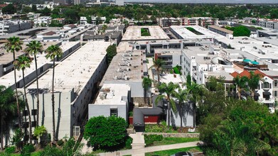 The Esplanade in Sherman Oaks, CA - Building Photo - Building Photo