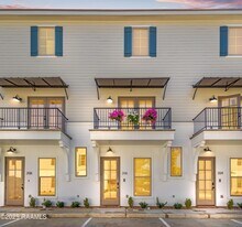 206 Steiner Oaks in Lafayette, LA - Building Photo