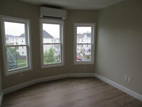 88 Ruth St in New Bedford, MA - Building Photo - Building Photo