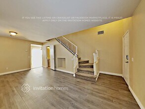 338 Judith Ann Ct in Las Vegas, NV - Foto de edificio - Building Photo