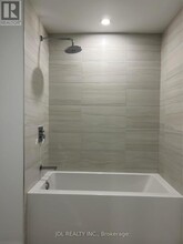 285 Dufferin St in Toronto, ON - Building Photo - Building Photo