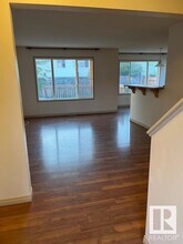 11712-11713 13 Ave SW in Edmonton, AB - Building Photo - Building Photo