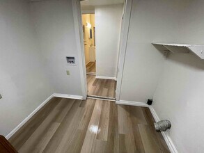 608 3rd St, Unit 1 in Jackson, MI - Building Photo - Building Photo
