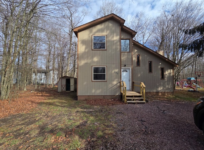 2859 Fairhaven Dr in Tobyhanna, PA - Building Photo - Building Photo