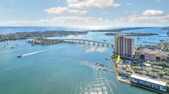 360 Wilma Cir in Riviera Beach, FL - Building Photo