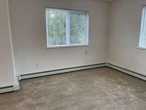 4683 Bluegill Rd in Fairbanks, AK - Building Photo - Building Photo