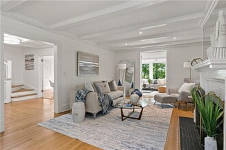 126 Edgemont Rd in Scarsdale, NY - Building Photo - Building Photo