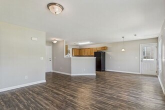 1011 Huffine Mill Rd in Greensboro, NC - Building Photo - Building Photo