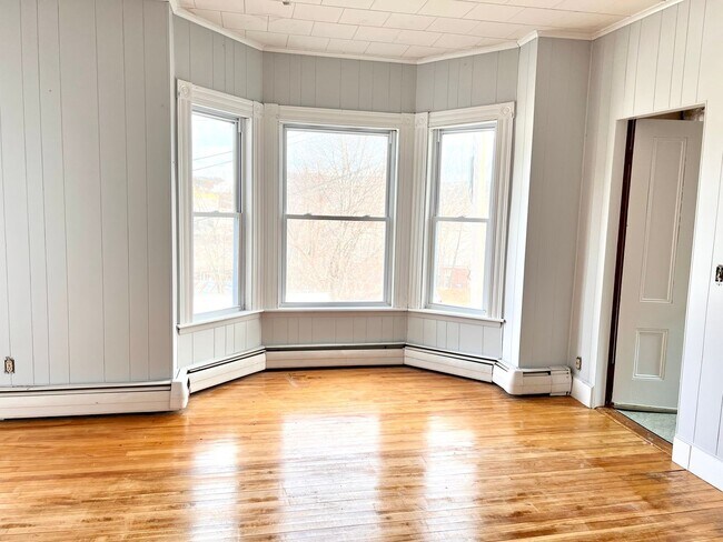59 Washington St in Rumford, ME - Building Photo - Building Photo