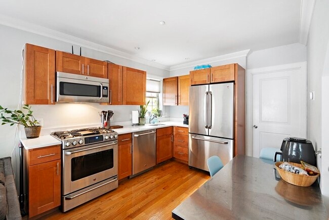 102 D St, Unit 1