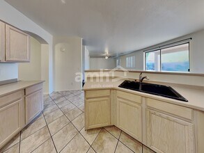 6829 W Yearling Rd in Peoria, AZ - Foto de edificio - Building Photo