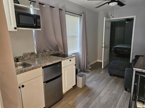 603 Doby Ave in Orlando, FL - Building Photo - Building Photo