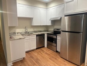 1509 Lakeview Dr in Lockhart, TX - Building Photo - Building Photo