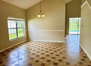 2621 Star Lake View Dr in Kissimmee, FL - Building Photo - Building Photo