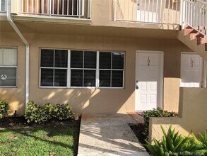 675 NW 85th Ct-Unit -8-104 in Miami, FL - Building Photo - Building Photo