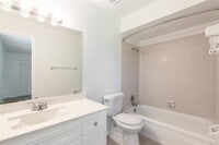 13808 Hollowgreen Dr photo'