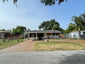 6141 Wiley St in Hollywood, FL - Foto de edificio - Building Photo