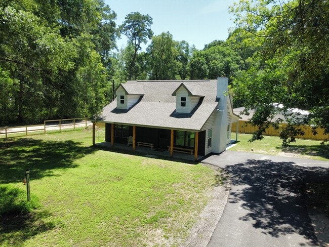 17122 Springfield Dr