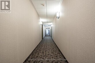 125-125 Shoreview Pl in Hamilton, ON - Building Photo - Building Photo