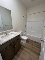 08 Longbranch Dr in Washington, IN - Building Photo