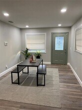 7014 Glenview Dr in Tampa, FL - Building Photo - Building Photo