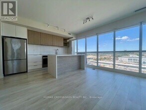 6-N1206 Sonic Way in Toronto, ON - Building Photo - Building Photo
