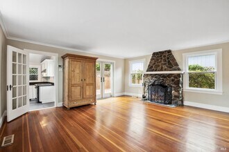 550 Ethel Ave in Mill Valley, CA - Building Photo - Building Photo