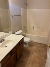 418 W Calle Monte Vista in Tempe, AZ - Building Photo - Building Photo