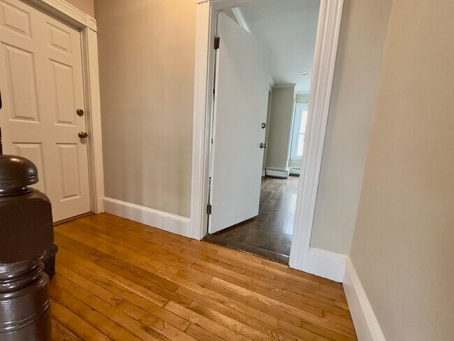 13 Withington St in Boston, MA - Building Photo - Building Photo
