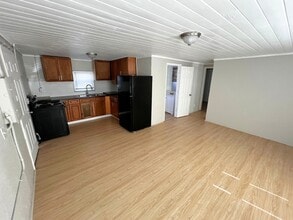 8215 Stoner Rd in Riverview, FL - Building Photo - Building Photo