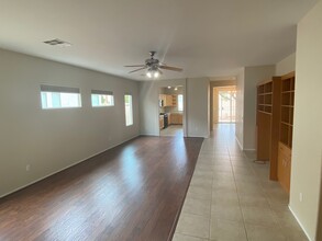 5212 Amethyst Creek Ct in Las Vegas, NV - Building Photo - Building Photo