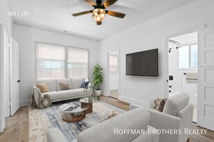 1344 4th St, Unit 7 in Los Angeles, CA - Building Photo