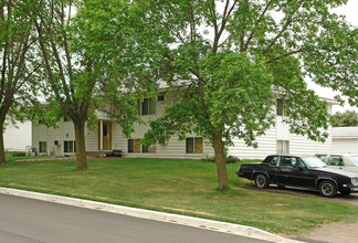 Centennial & Heritage Apartments in Farmington, MN - Building Photo - Building Photo