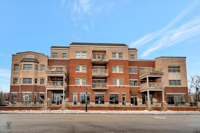 17200 Oak Park Ave | Rentals in Tinley Park, IL