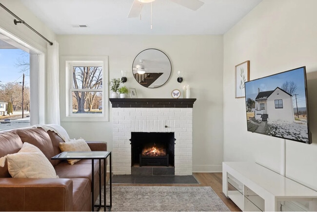 property at 701 S 2nd St