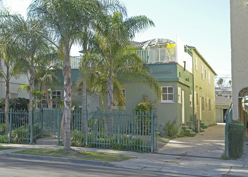 1427 S Bronson Ave in Los Angeles, CA - Building Photo