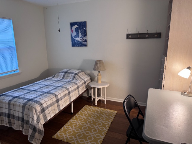 4530 NW 27th Terrace in Gainesville, FL - Building Photo - Building Photo