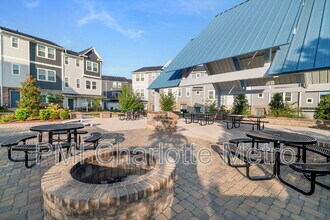 4472 Millennium Ave in Charlotte, NC - Building Photo - Building Photo