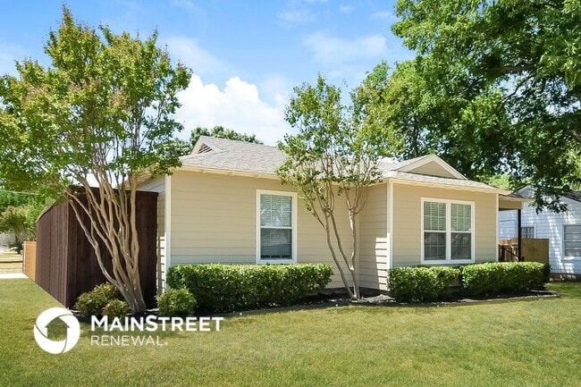 808 22nd St in Plano, TX - Foto de edificio - Building Photo