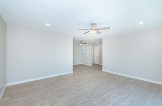 659 Arthur Ave in Oceanside, CA - Building Photo - Building Photo