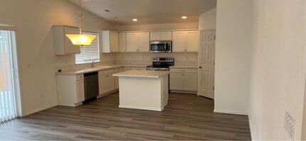 7748 E Bratton Dr in Nampa, ID - Building Photo - Building Photo