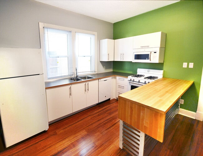property at 1119 Windsor St