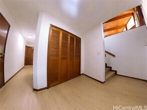 1827 Dole St in Honolulu, HI - Building Photo - Building Photo