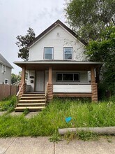 4221 Newark Ave in Cleveland, OH - Building Photo - Building Photo
