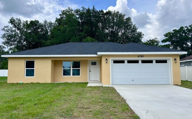 property at 4789 SE 135th Pl