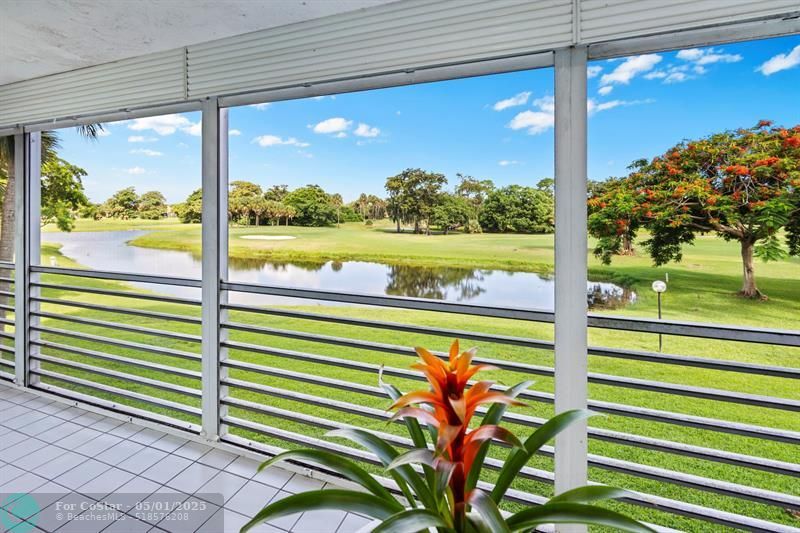 3505 Oaks Way in Pompano Beach, FL - Building Photo