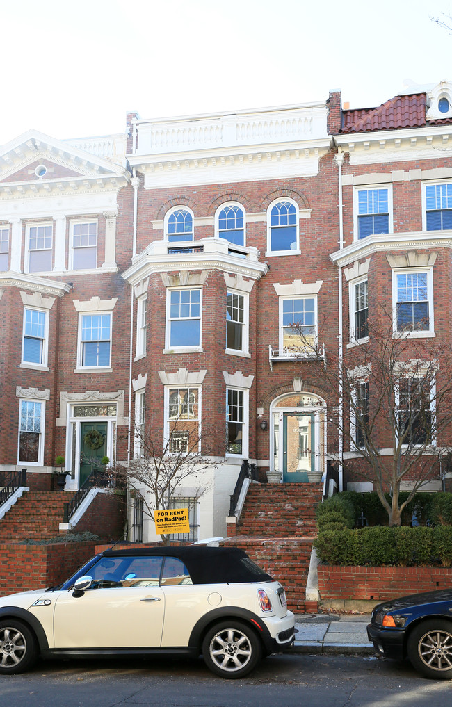 1856 Kalorama Rd NW in Washington, DC - Foto de edificio - Building Photo