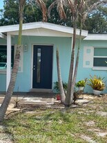 4281 Yorkshire Dr in Melbourne, FL - Building Photo
