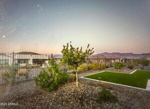 18166 E Juniper Oaks Dr in Scottsdale, AZ - Building Photo - Building Photo